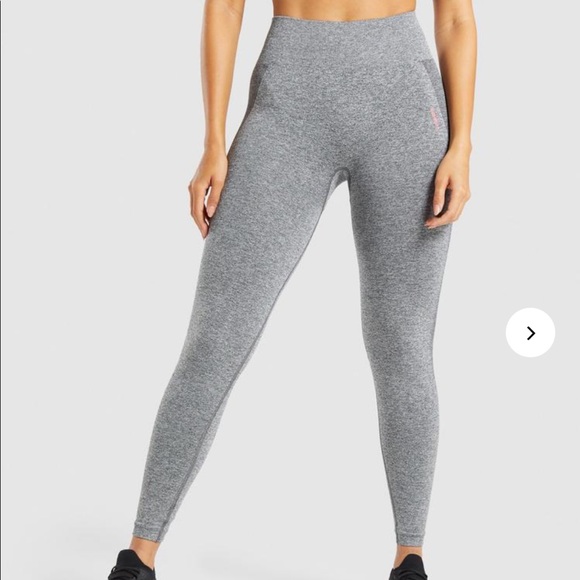 Looking to trade these for another color or pair - Picture 2 of 2